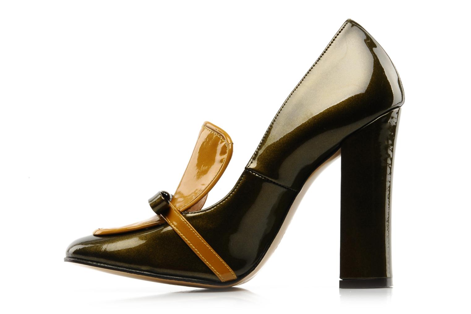 mocassin mellow yellow