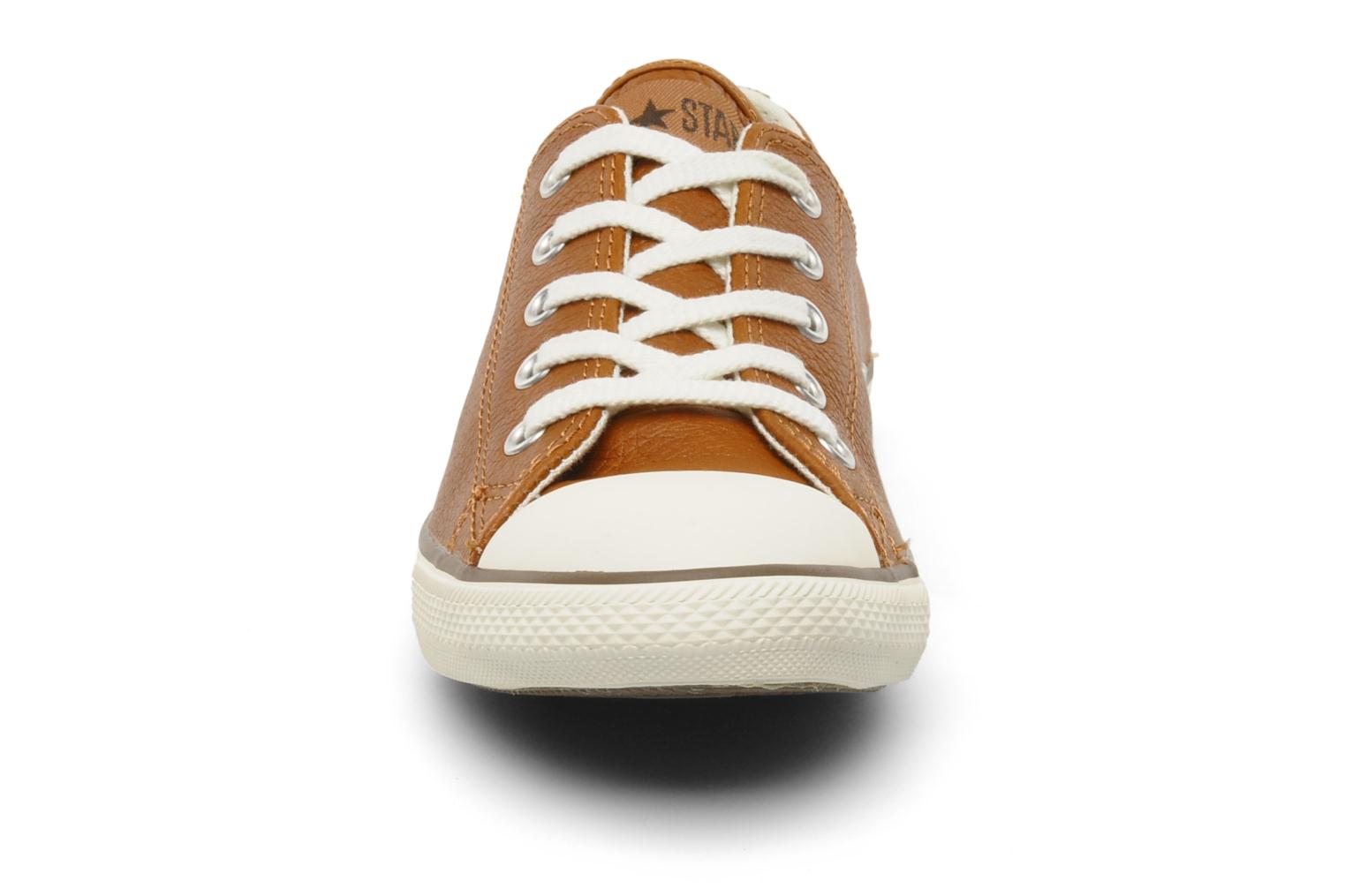 converse dainty ox