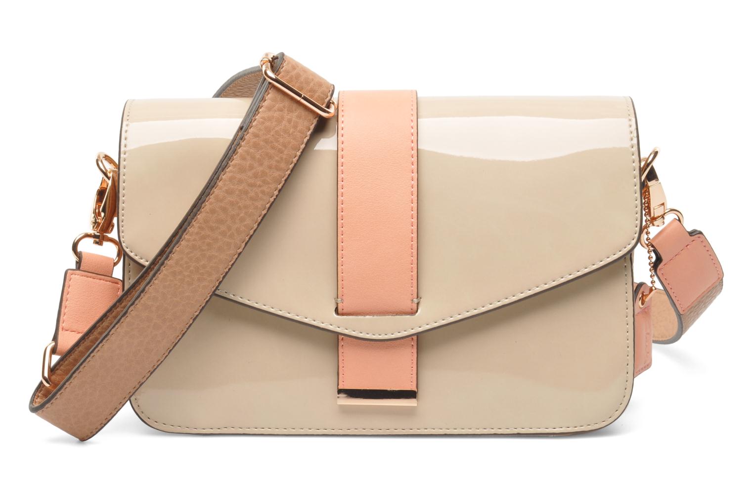 clarks clearance buzz