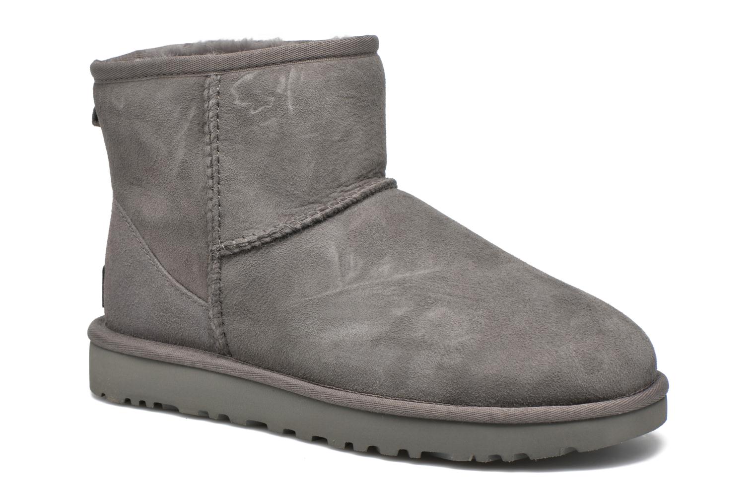 W Classic Mini II par UGG