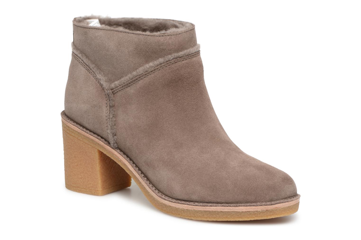 Kasen par UGG
