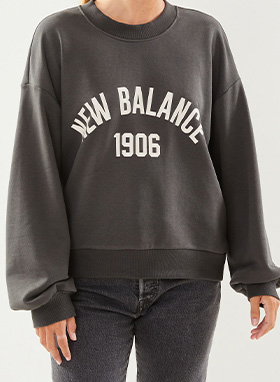 New Balance Sweatshirt - Essentials Varsity Fleece Crew - Noir