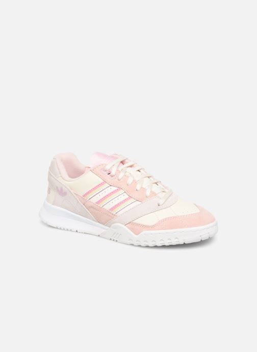 A.R. Trainer W par adidas originals