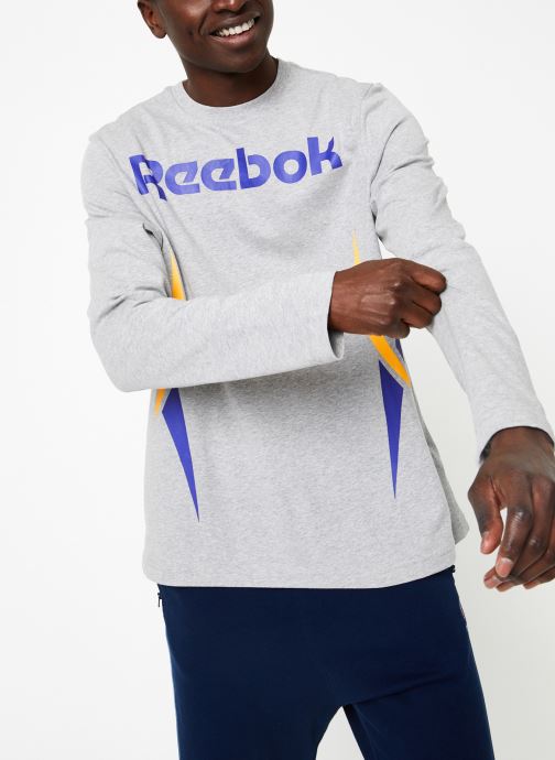 CL V LS Tee par Reebok