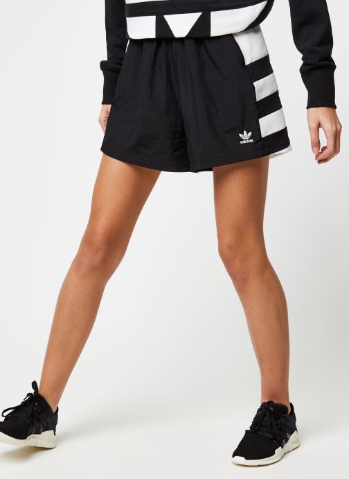 Lrg Logo Short par adidas originals