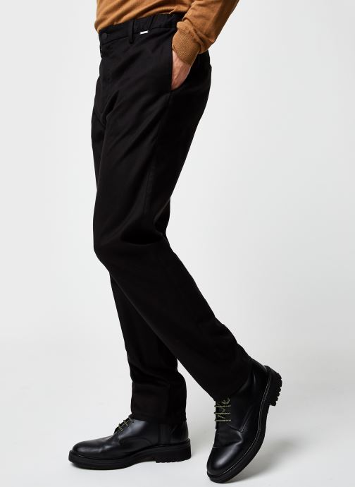 Tapered Stretch Twill Pant par Calvin Klein