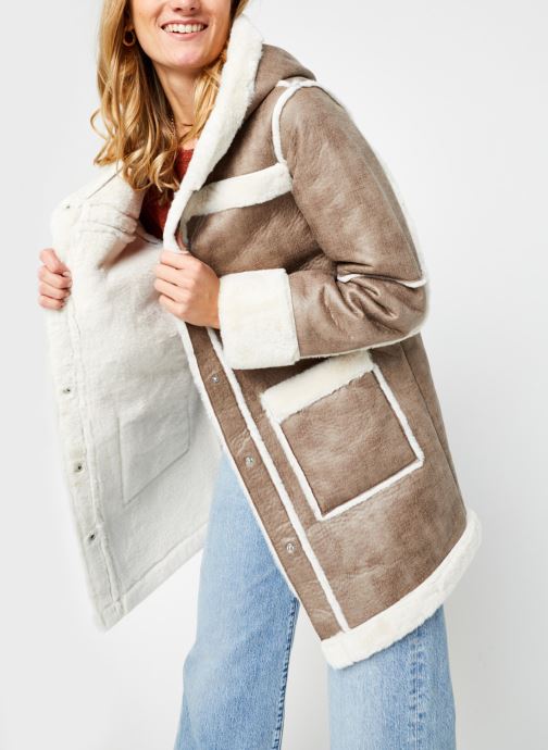 Vimelba Faux Fur Shearling Hood Jacket par Vila