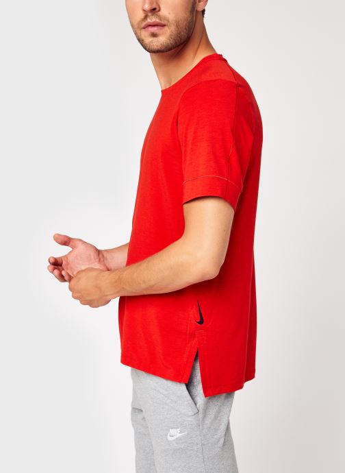 M Nk Df Top Ss Yoga par Nike