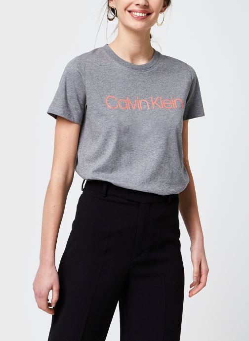 Core Logo Crew Nk Tee par Calvin Klein