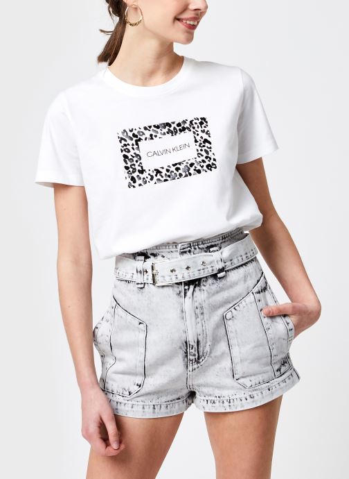 Regular Fit Ss Leo Box Ck Tee par Calvin Klein