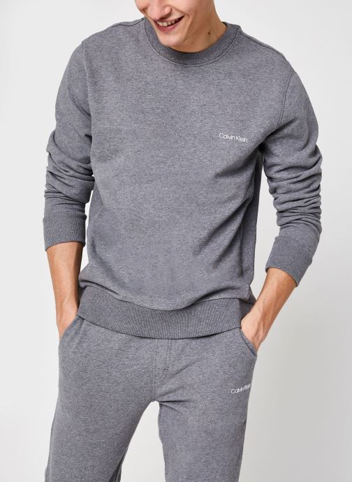 Small Chest Logo Sweatshirt par Calvin Klein