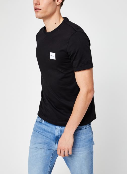 Turn-Up Logo Sleeve T-Shirt par Calvin Klein