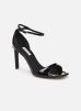 DIVINE2 par Guess 37 female
