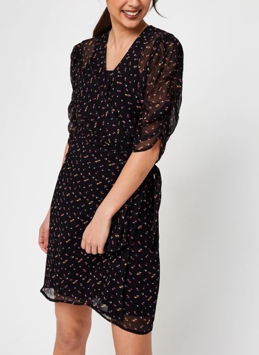 R-Ines par School Rag