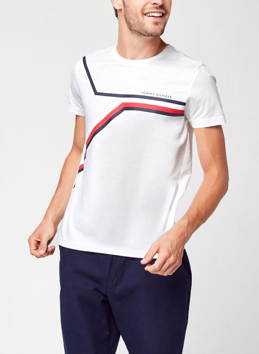 Split Chest Stripe Tee par Tommy Hilfiger