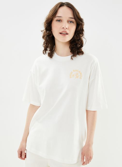 Vêtements New Balance NB Essentials Bloomy Oversized T-Shirt pour  Accessoires