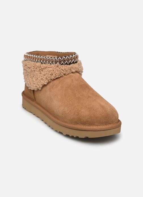 Bottines et boots W CLASSIC ULTRA MINI MAXI CURLY - UGG - Modalova