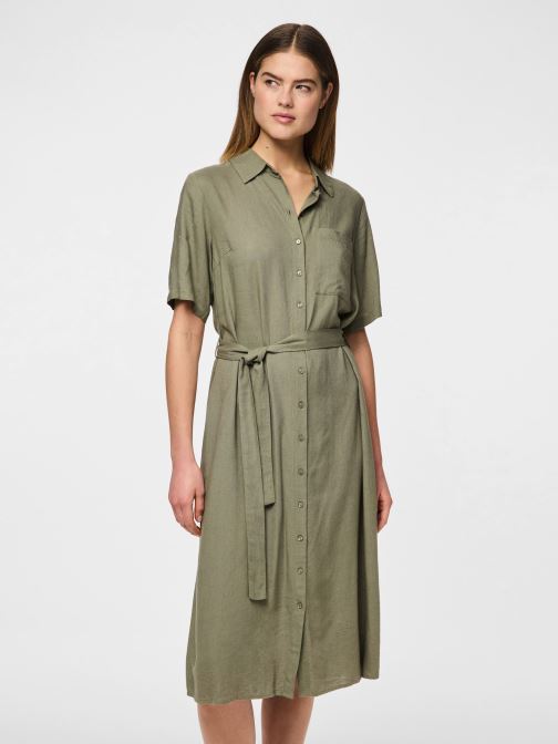 Vêtements PCPIA 2/4 MIDI SHIRT DRESS WVN NOOS pour Accessoires - Pieces - Modalova