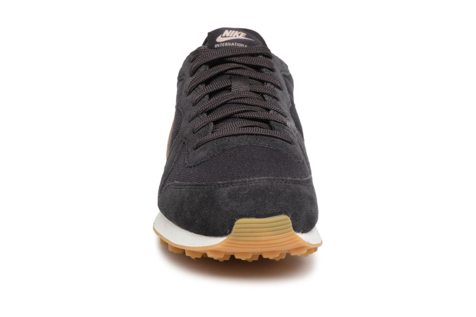 Greymink Internationalist Wmns Brown summit Oil Nike White U4tW5