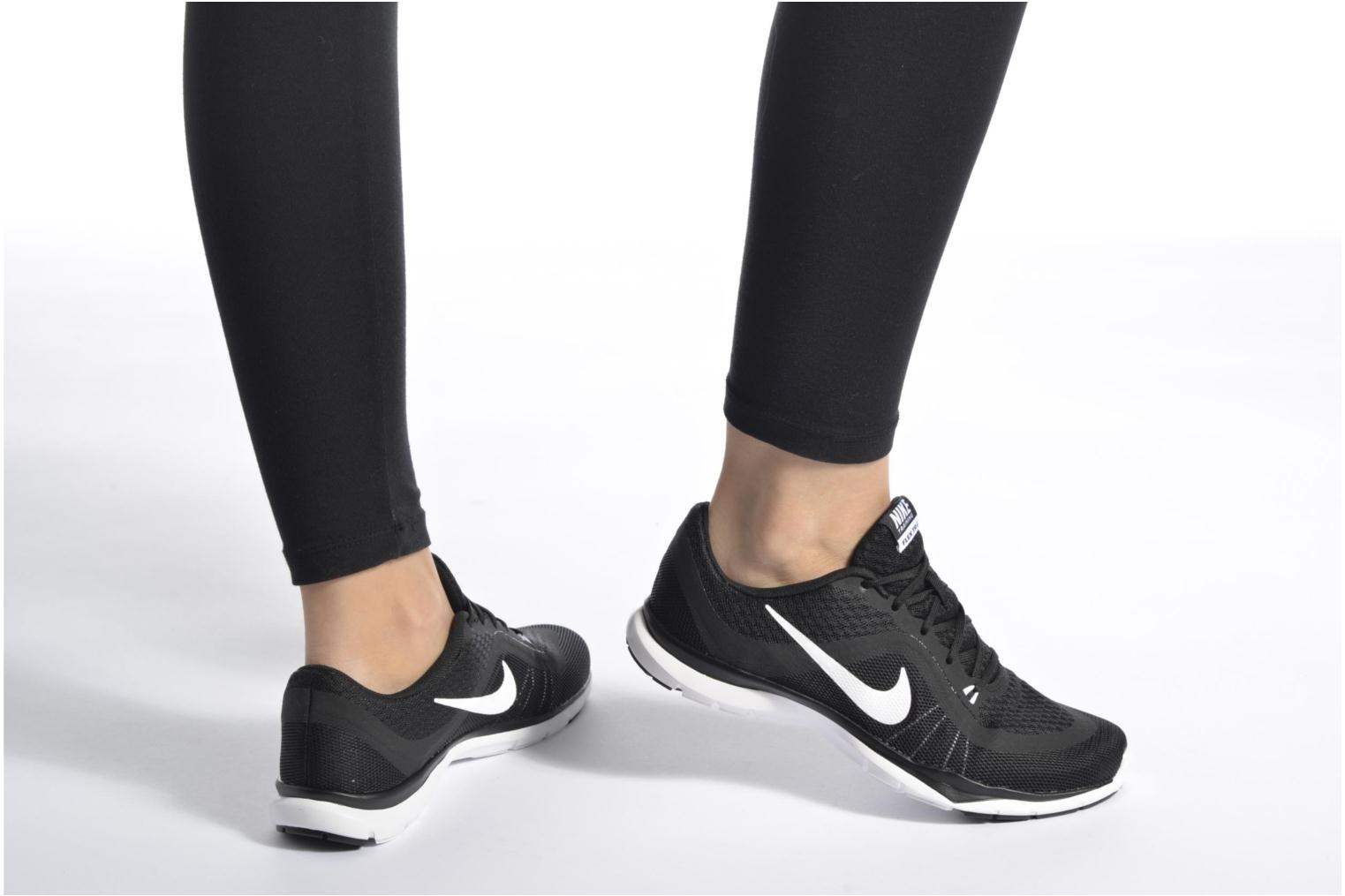 Nike Wmns Nike Flex Trainer 6 (Black) - Sport shoes chez Sarenza (280955)
