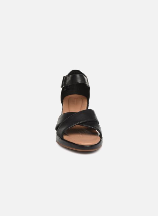 clarks un plaza cross sandals
