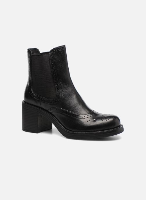 elizabeth stuart boots