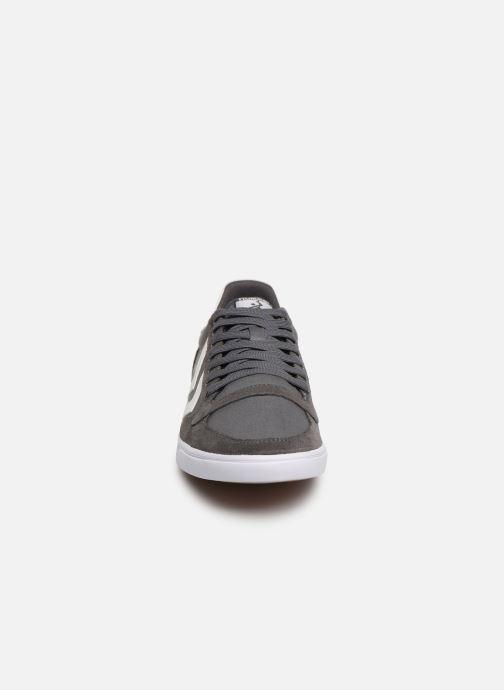 Hummel Hummel Slimmer Stadil Low canvas (grau) - Sneaker bei Sarenza.de (346330) Hummel Hummel Slimmer Stadil Low canvas (grau) - Sneaker bei Sarenza.de (346330)