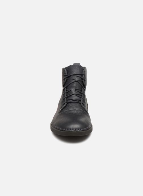 clarks hale rise boot