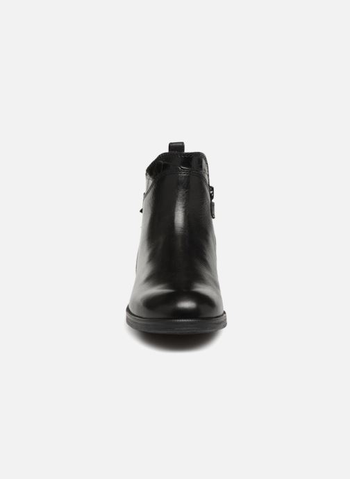 Geox JR Agata J8449B (schwarz) - Stiefeletten & Boots bei Sarenza.de (339627) Geox JR Agata J8449B (schwarz) - Stiefeletten & Boots bei Sarenza.de (339627)