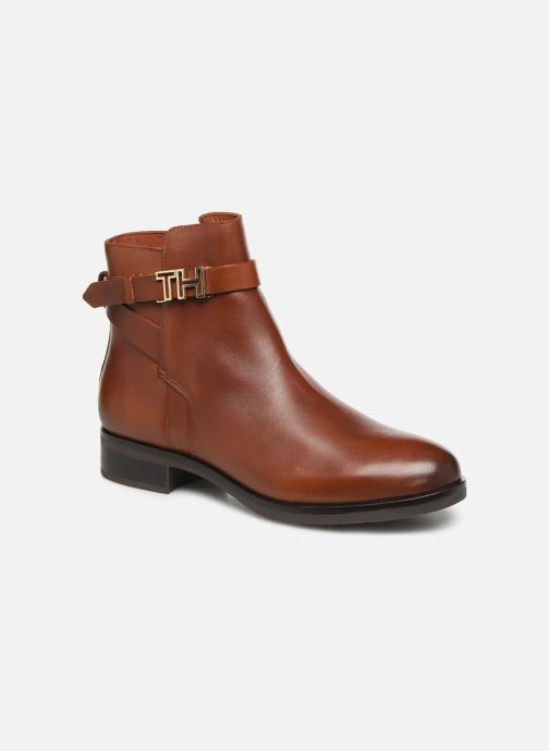 tommy hilfiger th hardware flat bootie