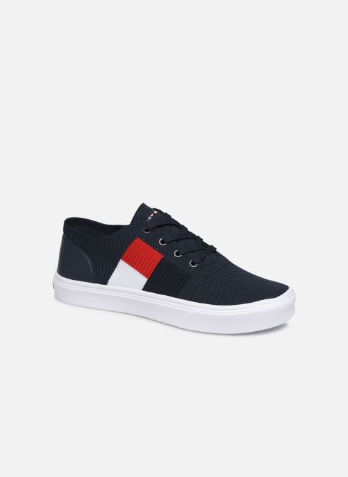 lightweight knit flag sneaker