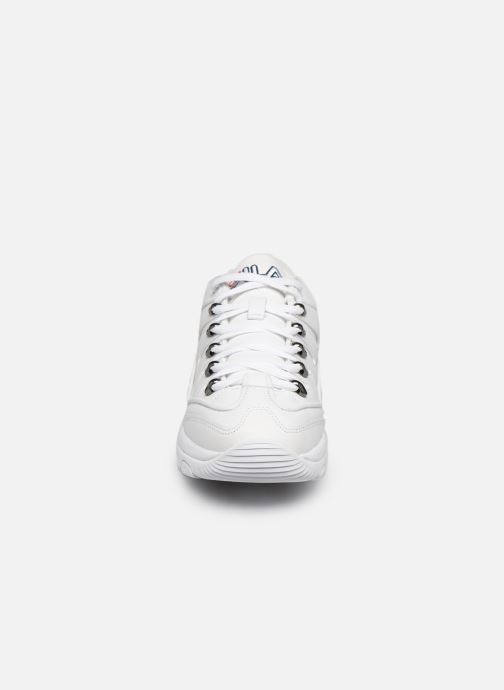 FILA Strada Hiker Low Wmn (Blanc) Baskets chez Sarenza FILA Strada Hiker Low Wmn (Blanc) Baskets chez Sarenza