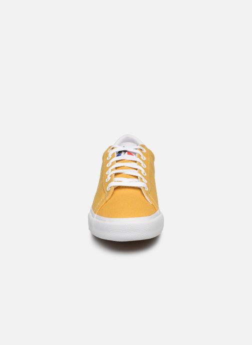 basket le coq sportif jaune