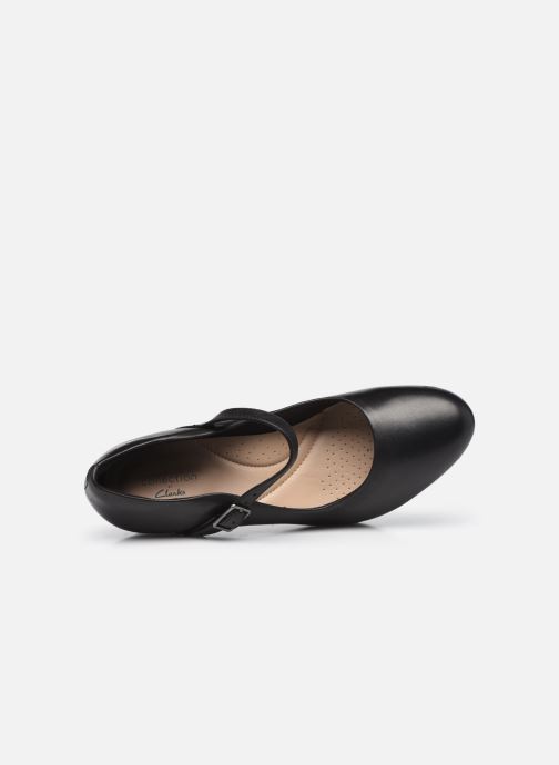 clarks women's ambyr shine pump