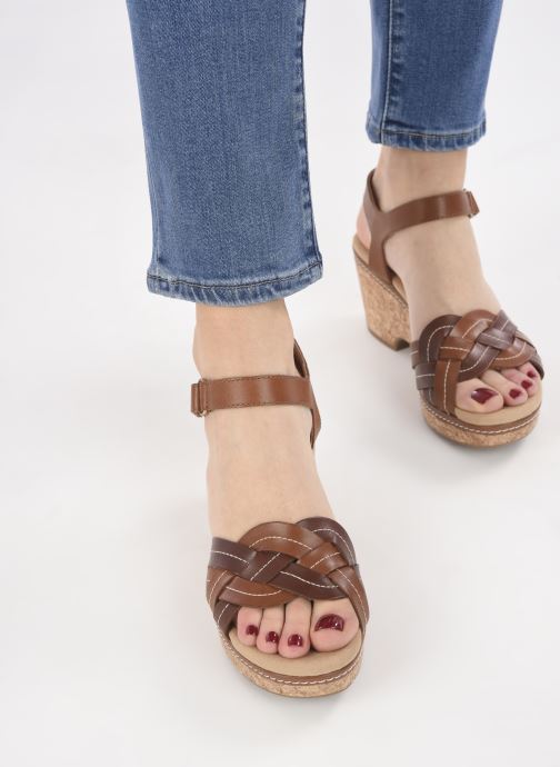 clarks women's giselle coast sandals