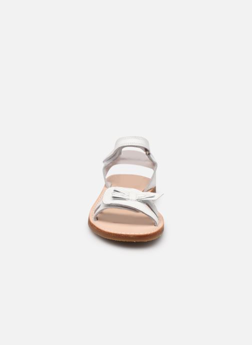 Cyrillus Sandales Sandale Nœud Fille Blanc Sandales Et Nu Pieds Chez Sarenza Cyrillus Sandales Sandale Nœud Fille Blanc Sandales Et Nu Pieds Chez Sarenza