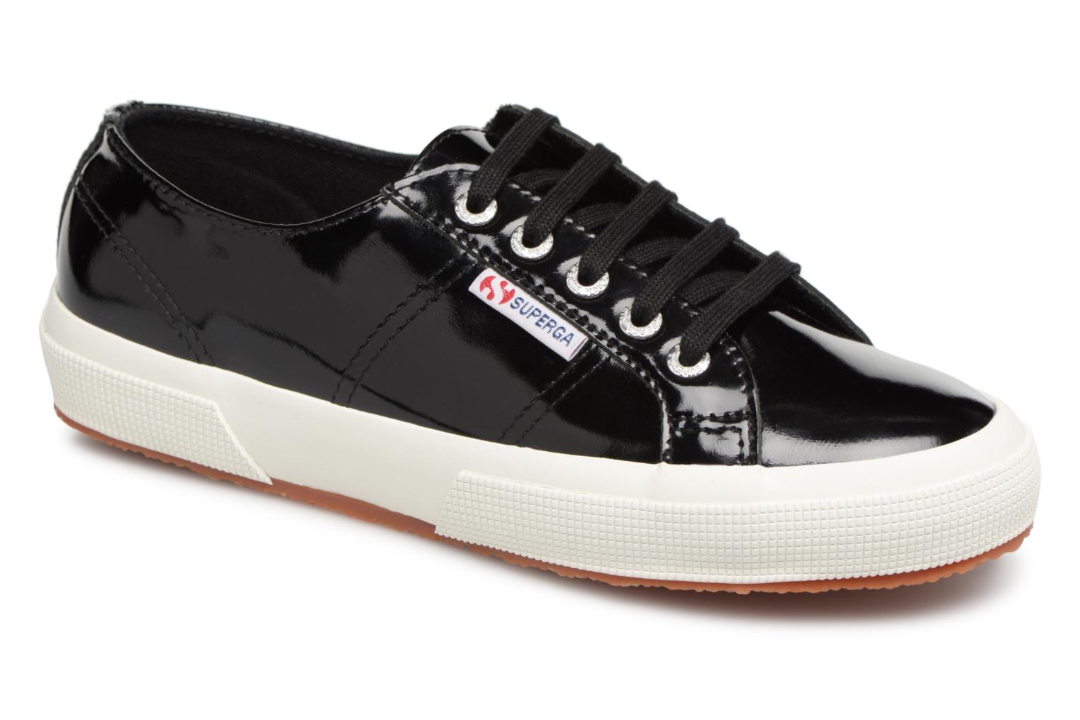 2750 Lea Patent W par Superga