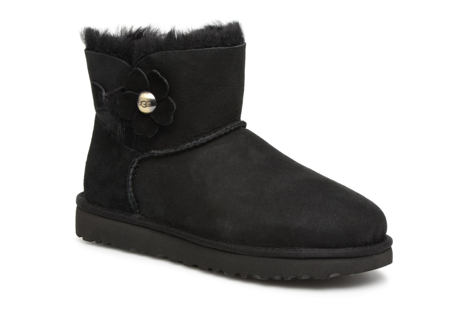 Mini Bailey Button Poppy par UGG