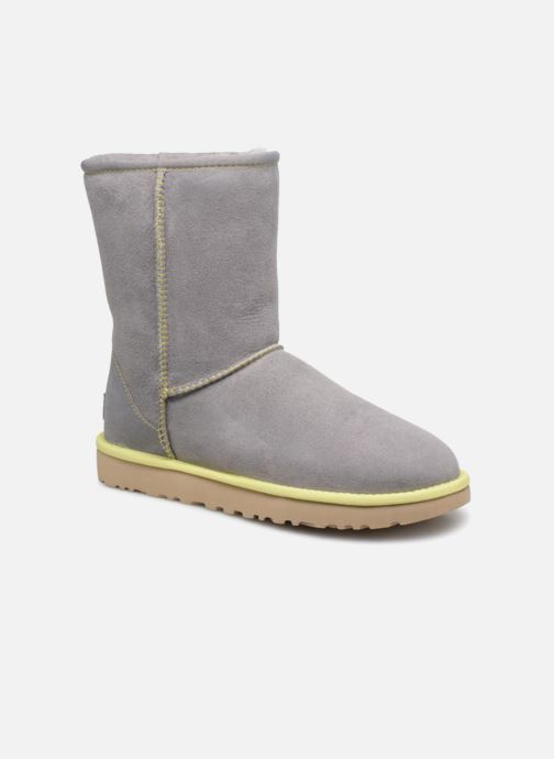 W Classic Short II Neon par UGG
