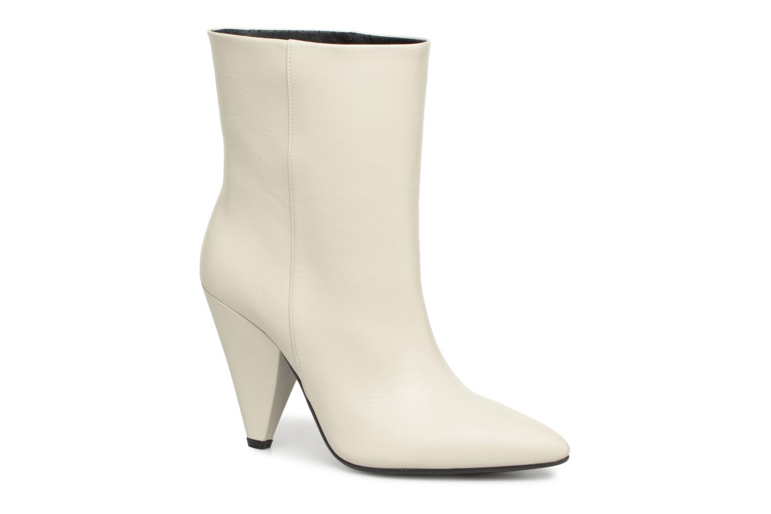 Sluik boots par Essentiel Antwerp