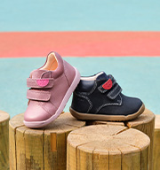 Auswahl an Schuhen für Babys AH22